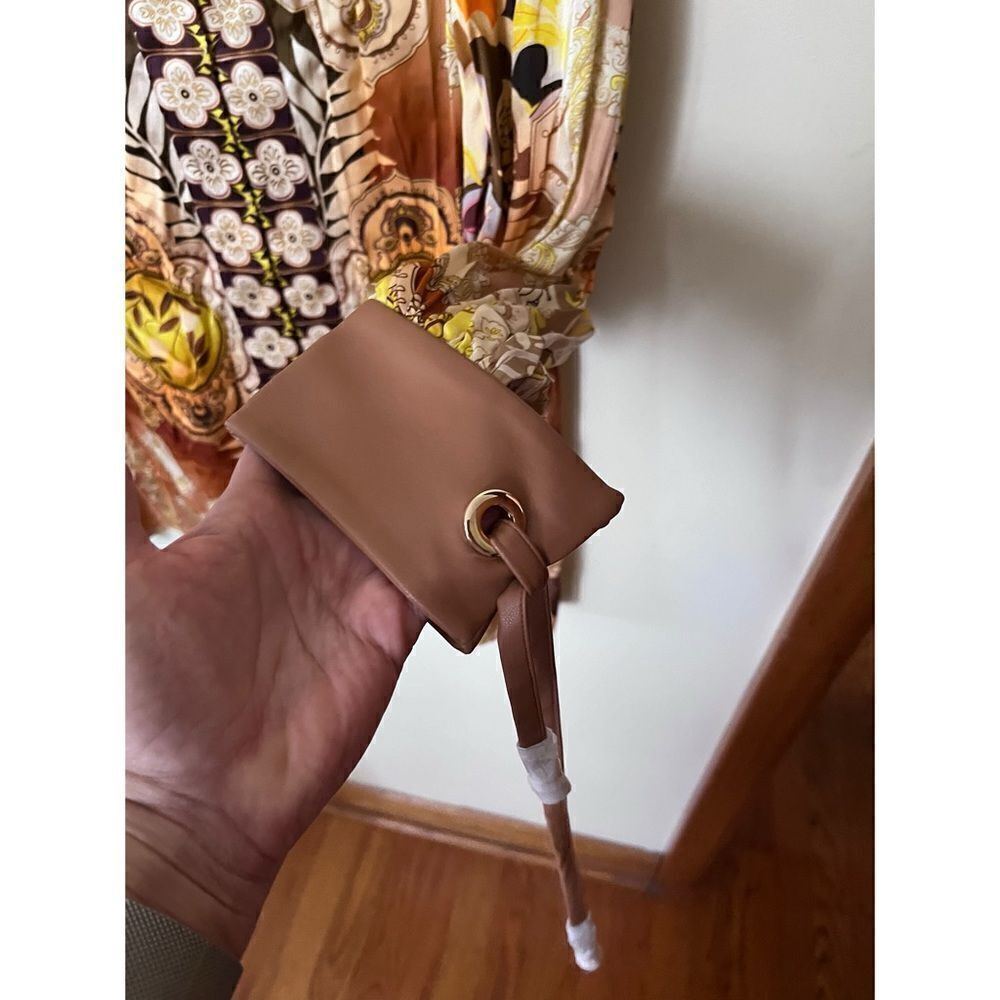 Alexis
Story Teller Printed Minidress - Picture 9 of 11